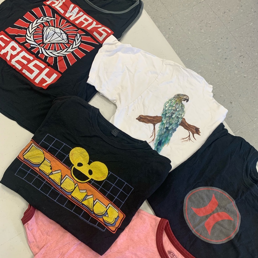 Lot of 5 Streetwear Old Hurley Parrot Deadmau5 M